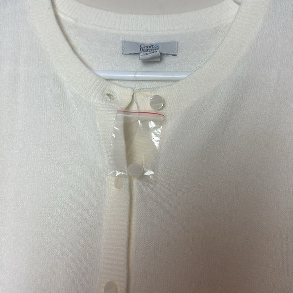 Croft & Barrow Ivory Ecru Button Down Long Sleeve Cardigan Size M NWOT - Picture 6 of 8